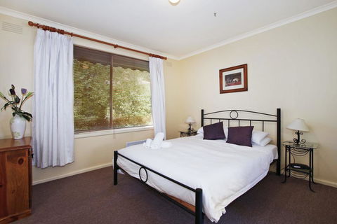 Snowstream Riverside Apartments - Unit 2 - Holiday Great Ocean Road 2