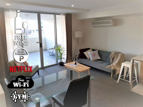 SOUTHBANK Arts+Culture , Central, City View, Pool, Gym - Holiday Great Ocean Road 0
