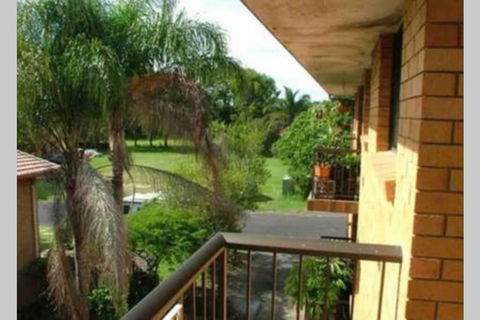 Spacious 2 Bedroom Beach Side Apartment - Close To Shopping Centre With Coles, Health Food Shop, Sushi, Pizza, Cafes, Hairdresse - Holiday Great Ocean Road 3
