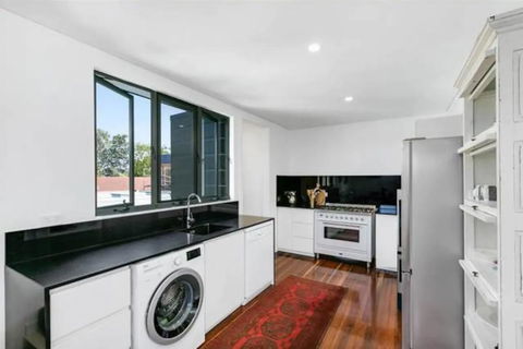 Spacious 2 Bedroom Townhouse In Southport - Holiday Great Ocean Road 1