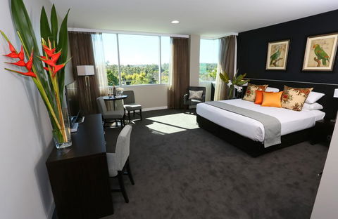 Springfield Lakes Boutique Hotel - Holiday Great Ocean Road 1