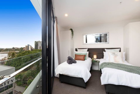 STH - River Views, Fast Internet, Long Stays - Holiday Great Ocean Road 2