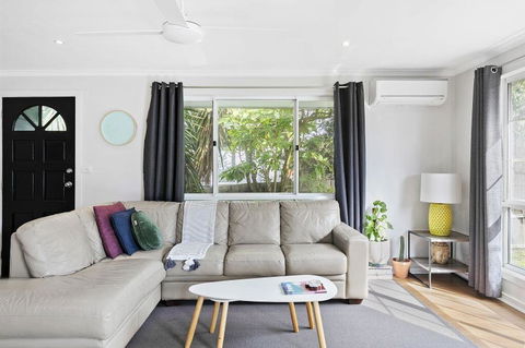 Strathmore Beach House 67 - Holiday Great Ocean Road 2