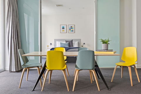 Stunning, Central Huge CBD Pad, Free WiFi, Netflix - Holiday Great Ocean Road 0