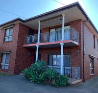 Stylish Bedroom in Bentleigh East - Holiday Great Ocean Road