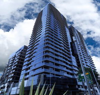 Stylist 2 Bedrooms Apartment with Pool/GYM/Parking - Holiday Great Ocean Road