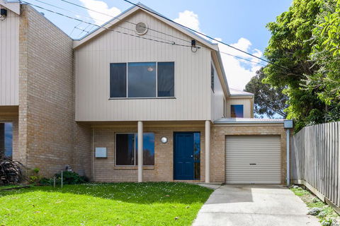 Sunningdale Beach House 12 - Holiday Great Ocean Road 1