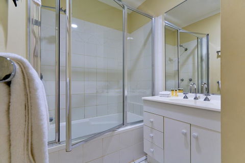 Sunset Waters Apartments - Holiday Great Ocean Road 3