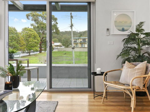 SURF CENTRAL - Wifi, Double Garage & Smack Bang In The Middle Of Town - Holiday Great Ocean Road 2