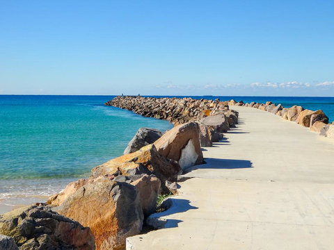 Surfs Up - Holiday Great Ocean Road 2