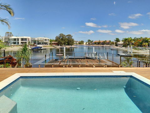 Tarcoola 49 - 4 BDRM Canal Home With Pool - Holiday Great Ocean Road 3