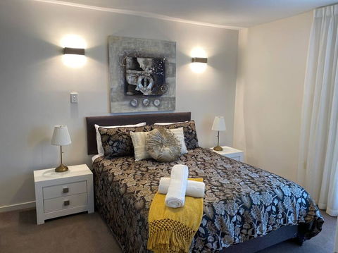TERRACE LUX FULLY AIR 2 CAR FREE NETFLIX WIFI WINE - Holiday Great Ocean Road 1