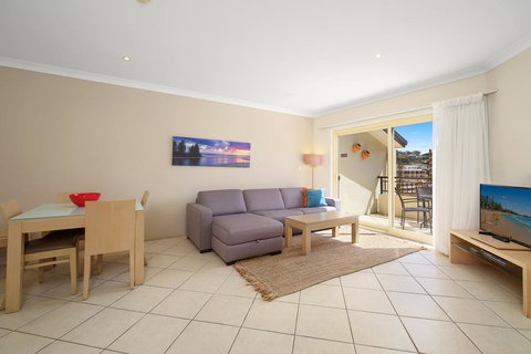 Terrigal Sails Serviced Apartments - Holiday Great Ocean Road 1