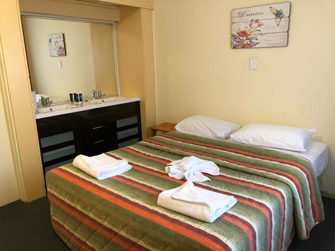 The Astor Hotel Motel - Holiday Great Ocean Road 0