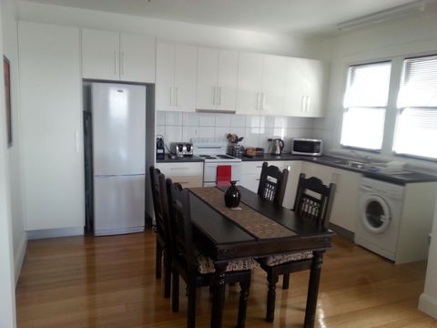 Harbour View Apartments - Holiday Great Ocean Road 2