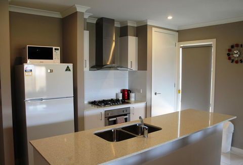 Atarhi Villas - Melbourne - Holiday Great Ocean Road 3