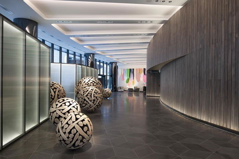 Crown Metropol Melbourne - Holiday Great Ocean Road 19
