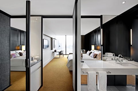 Crown Metropol Melbourne - Holiday Great Ocean Road 20
