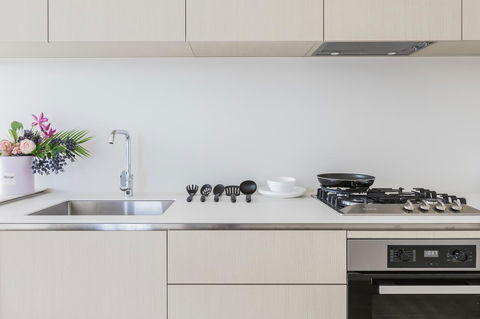 New Eureka 108 Hotel Apartments - Holiday Great Ocean Road 9