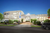 Book Tullamarine Accommodation Vacations Holiday Great Ocean Road Holiday Great Ocean Road