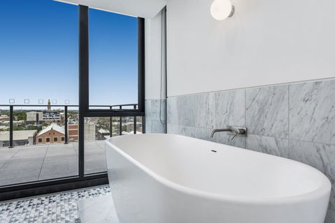 Melbourne City Apartments - Teri - Holiday Great Ocean Road 5