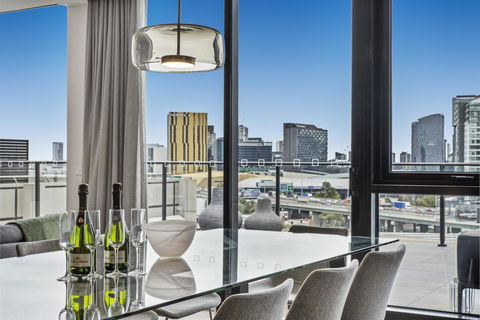 Melbourne City Apartments - Teri - Holiday Great Ocean Road 2