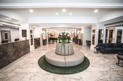 The Savoy Hotel On Little Collins Melbourne - Holiday Great Ocean Road 1