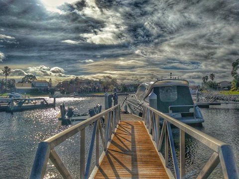 Waterfront Retreat - Holiday Great Ocean Road 12