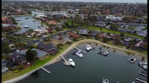 Waterfront Retreat - Holiday Great Ocean Road 1
