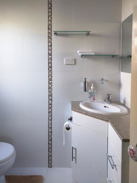 Waterfront Retreat - Holiday Great Ocean Road 19