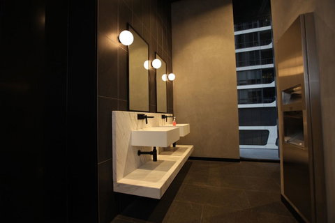 Melbourne Empire Apartments - Holiday Great Ocean Road 4