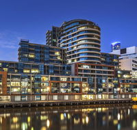 Waterfront Melbourne Apartments - Holiday Great Ocean Road