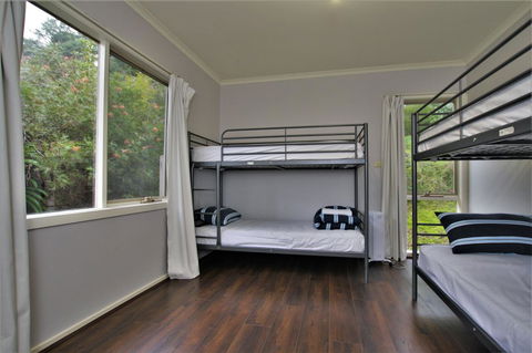 Hamptons In Healesville - Holiday Great Ocean Road 9