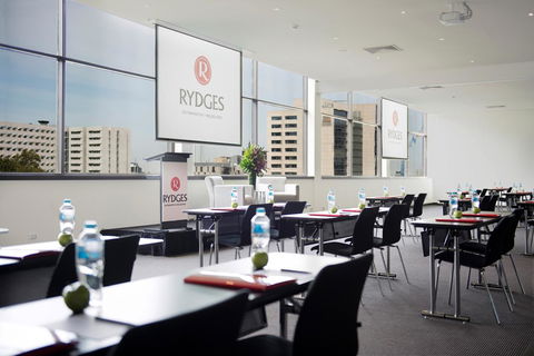 Crowne Plaza Melbourne Carlton, An IHG Hotel - Holiday Great Ocean Road 41