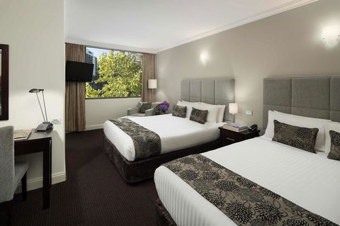 Crowne Plaza Melbourne Carlton, An IHG Hotel - Holiday Great Ocean Road 2