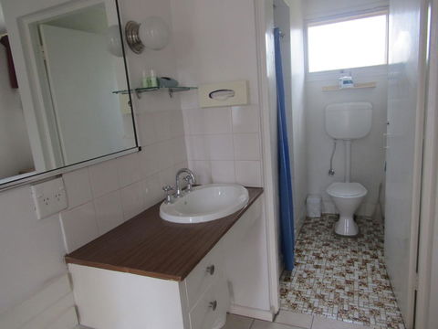 Twin City Motor Inn - Holiday Great Ocean Road 25