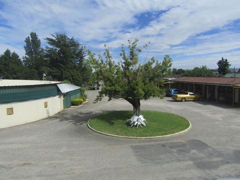 Twin City Motor Inn - Holiday Great Ocean Road 6