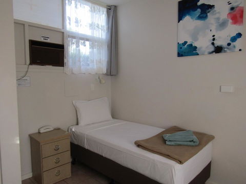 Twin City Motor Inn - Holiday Great Ocean Road 12
