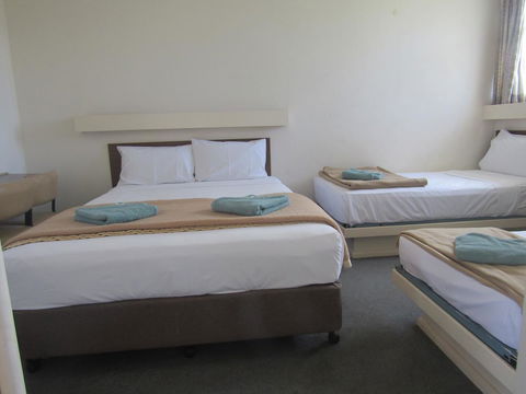 Twin City Motor Inn - Holiday Great Ocean Road 4