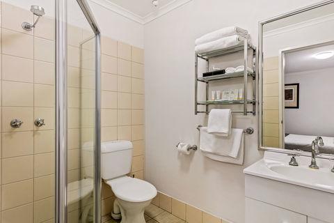 Quality Inn & Suites The Menzies - Holiday Great Ocean Road 1