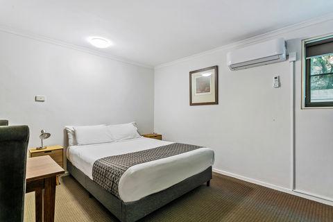 Quality Inn & Suites The Menzies - Holiday Great Ocean Road 3
