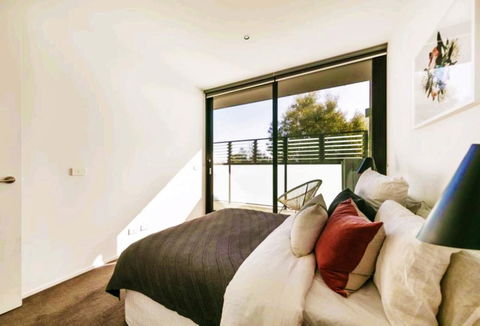 Apartments In Richmond Church St Near MCG - Holiday Great Ocean Road 15