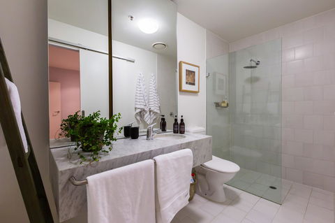 Auguste, Melbourne CBD Private Accommodation With Parking - Holiday Great Ocean Road 11