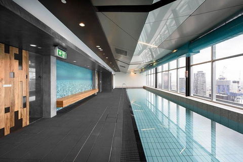 Auguste, Melbourne CBD Private Accommodation With Parking - Holiday Great Ocean Road 3