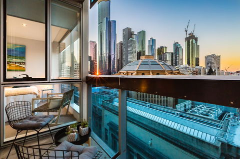 Auguste, Melbourne CBD Private Accommodation With Parking - Holiday Great Ocean Road 1