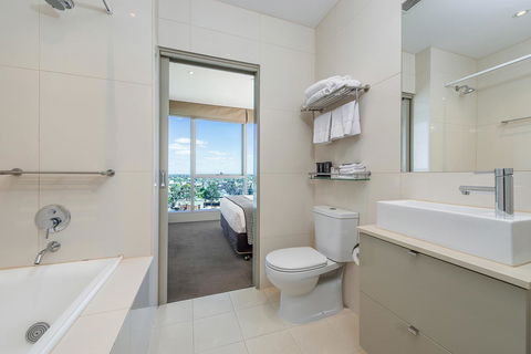 Novotel Melbourne Preston - Holiday Great Ocean Road 19