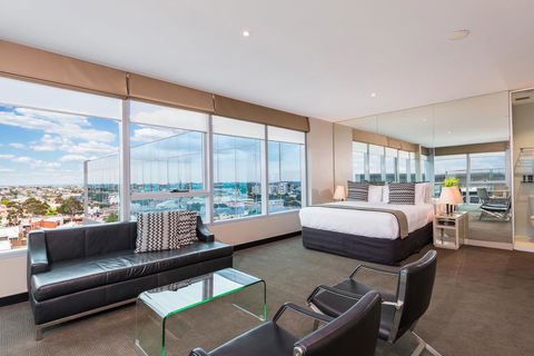 Novotel Melbourne Preston - Holiday Great Ocean Road 24