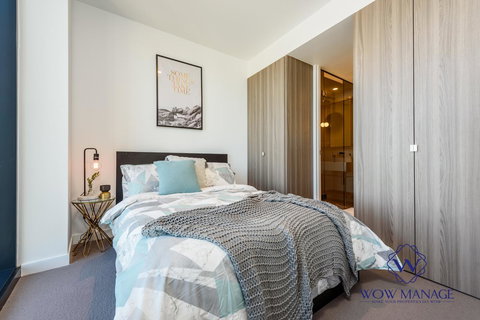 WOW Apartment On Lonsdale - Holiday Great Ocean Road 14