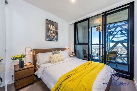 WOW Apartment On Lonsdale - Holiday Great Ocean Road 4