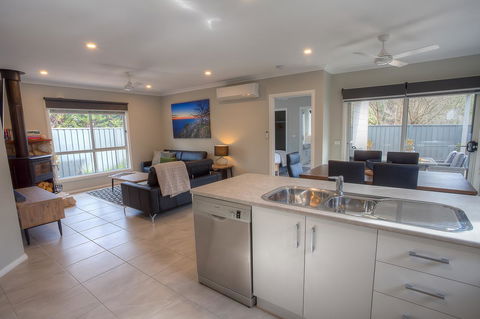 Luxury Abalina Cottages - Holiday Great Ocean Road 7